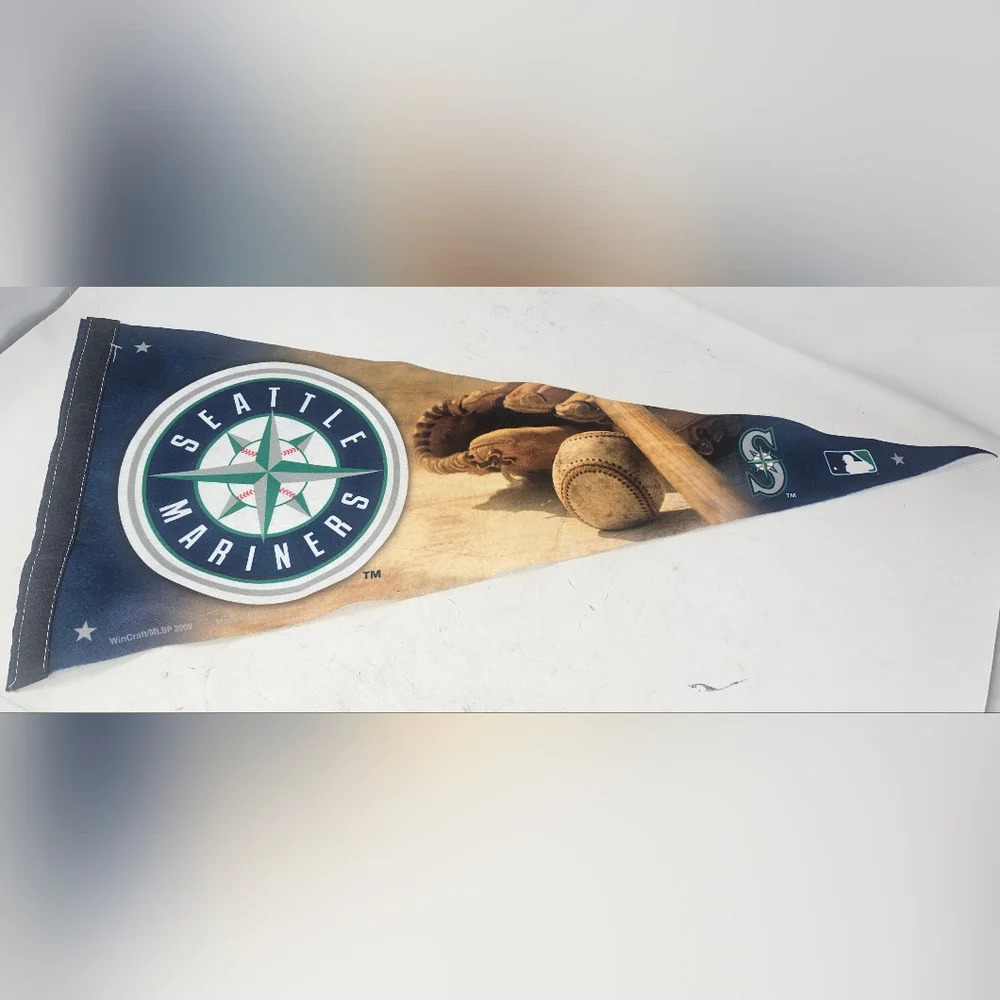 MLB Seattle Mariners Vintage Circa 2009 Team Logo Wincraft Baseball Pennant